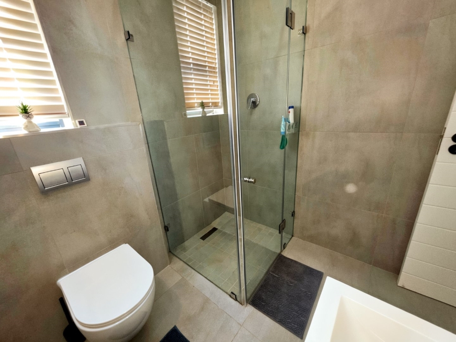 4 Bedroom Property for Sale in Sandown Western Cape